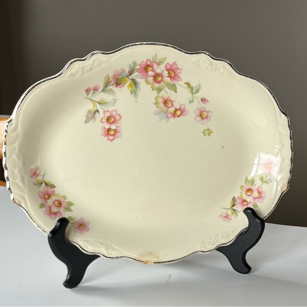 VTG Homer Laughlin 11 inch oval platter in Virginia Rose shape circa 1947